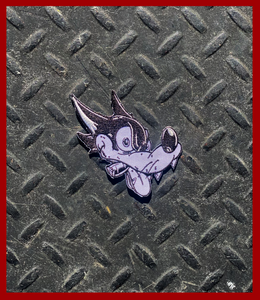 WOLF HEAD PATCH